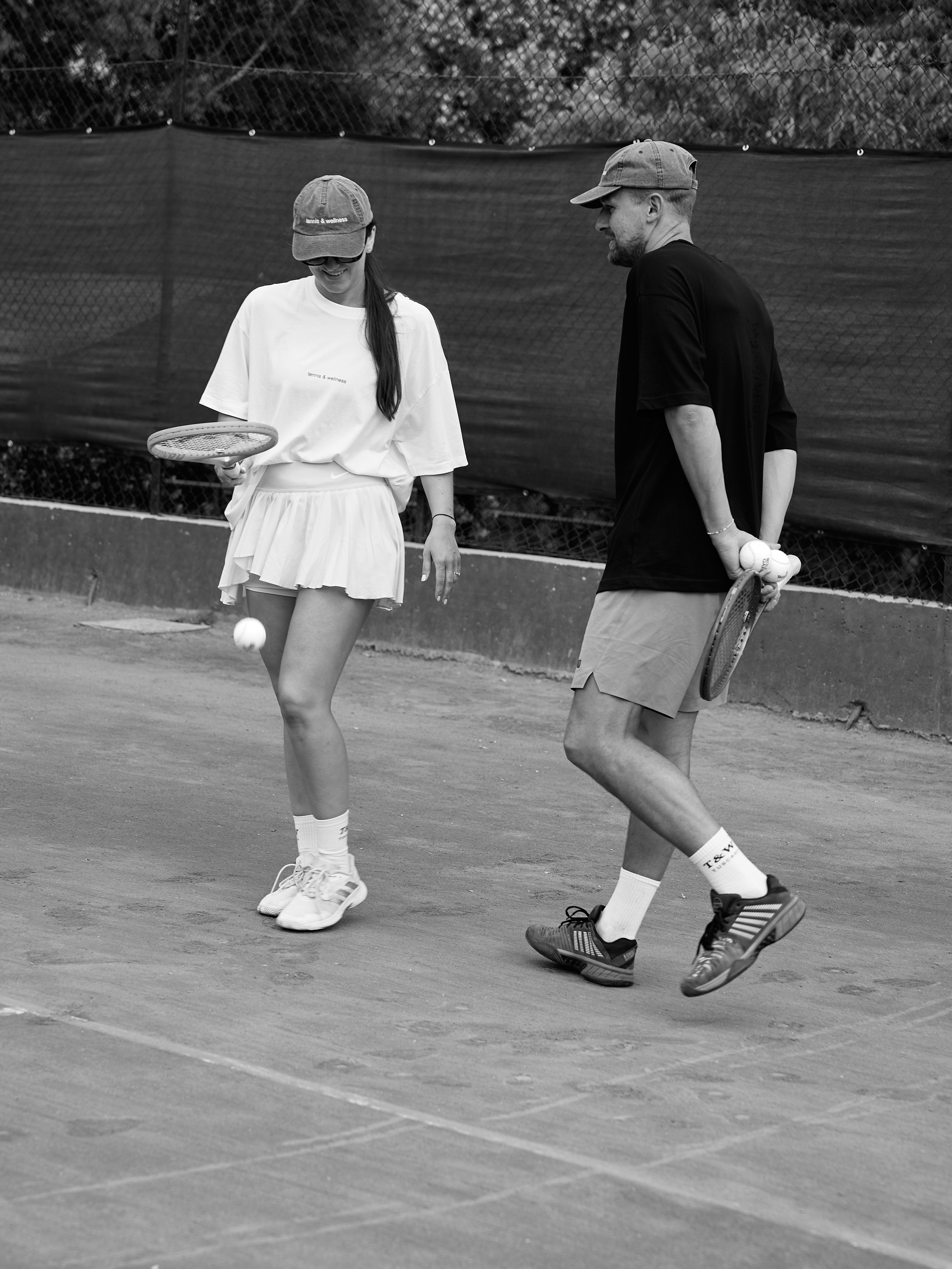 Players on court between points